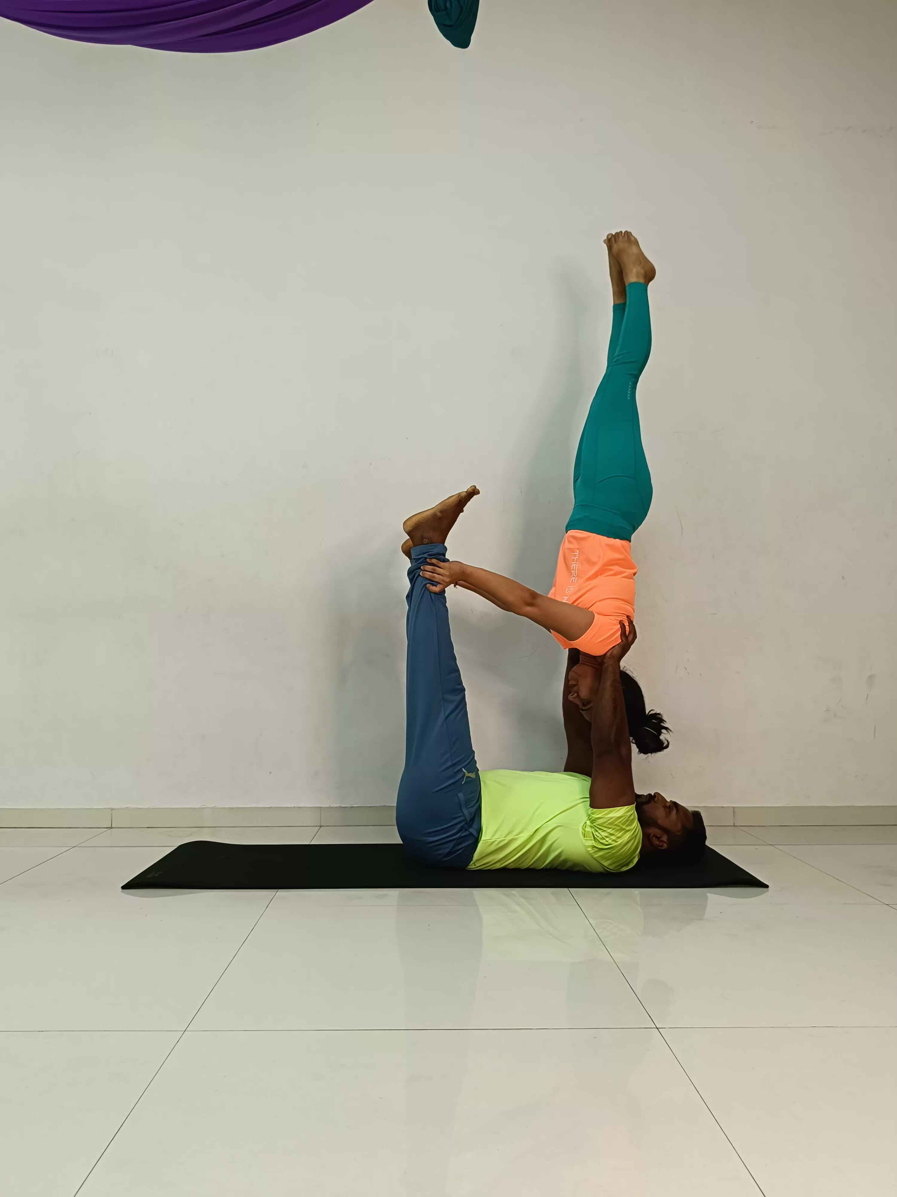 Acro 5
