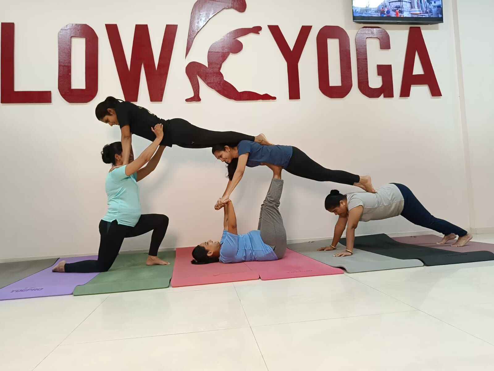 Group Acro Yoga